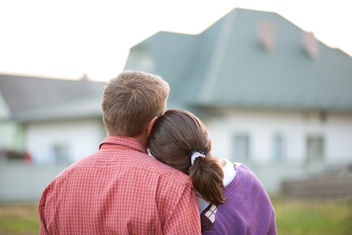 First-time home buyers made up a smaller percentage of the residences purchased in 2014, according to new numbers from the National Association of Realtors.