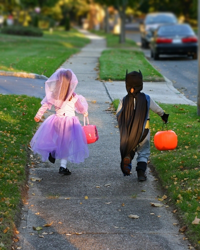 Zillow.com is out with its list of the best cities for safe trick or treating.