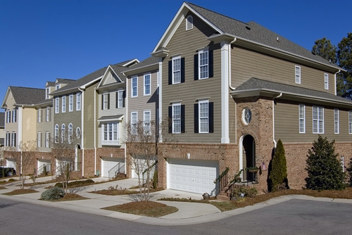 Looking to rent? Here's four reasons why you should be in the market right now.